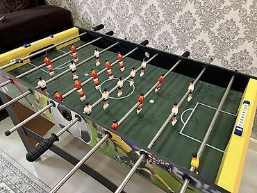 game insight: ⚽ Настольный футбол (кикер) — отличная игра для дома и семьи! 👨‍👩‍👧‍👦 — 4