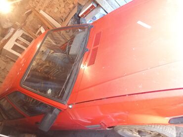 продажа авто на разбор: Ford Ford GT: 1982 г., 1.3 л, Механика, Бензин, Седан