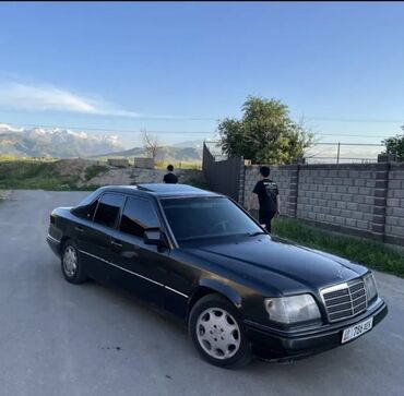 мерседес бенц 240: Mercedes-Benz W124: 1993 г., 2.2 л, Механика, Бензин, Седан