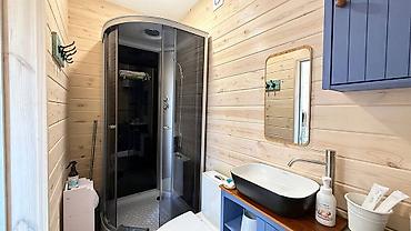 Посуточная аренда домов: 19 м², 1 комната, Забор, огорожен, Евроремонт — 12