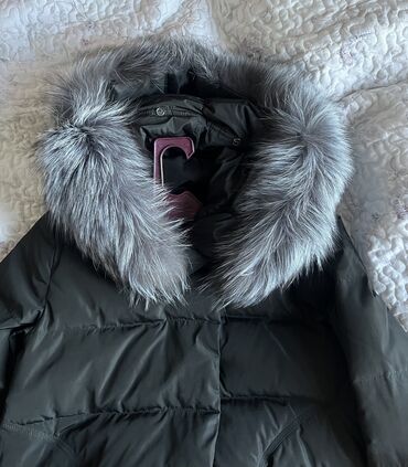 чёрная куртка зимняя: Пуховик, S (EU 36)