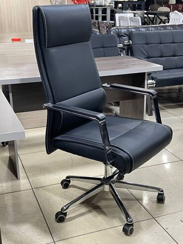 мебель из метала: Кресло руководителя, Офисное, Новый
