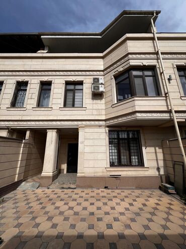 купить дом в джалал абаде: Таунхаус, 200 м², 6 комнат, Агентство недвижимости, Евроремонт