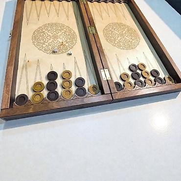 Настольные игры: Деревянный набор «Шахматы/Нарды 2-в-1» в резном футляре-книге. - — 6