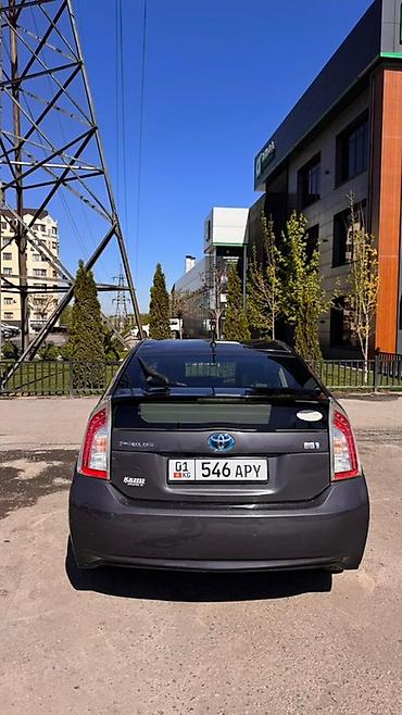 Toyota: Toyota Prius: 2013 г., Гибрид, Хэтчбэк — 4