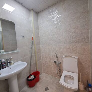 Uzunmüddətli kirayə mənzillər: Yeni Günəşli Xəzər İnşaat 2-də mənzil kirayə verilir. Mərtəbə 18/4 — 9