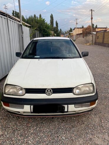 машыни: Volkswagen Golf: 1997 г., 1.6 л, Механика, Бензин, Седан