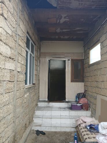 домики в набране: Bahar qesebesinde tecili 1.7 sot torpaqda 4 otaqli 105 kv heyet evi