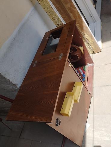 elektrikli motorlar: Cayka tipli tikiş maşını və quraşdırılmış dolab-stol - Model: Çayka — 2