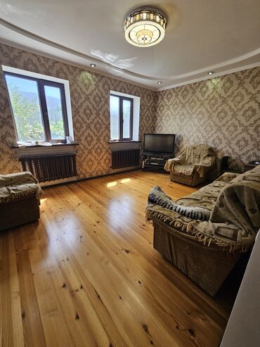 Продажа домов: Дом, 100 м², 3 комнаты — 5