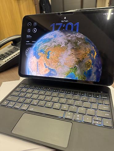 Планшеты: Планшет, Apple, память 256 ГБ, 11" - 12", 4G (LTE), Б/у, Классический цвет - Серебристый — 3