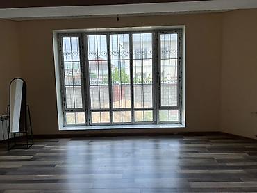 Аренда помещений свободного назначения: ПРОДАЕТСЯ 3-х этажный дом Район: Жиделик Площадь: 600 кв.м Участок: 10 — 16