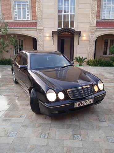 turbo az mercedes e 200: Mercedes-Benz E 320: 3.2 l | 2000 il Sedan