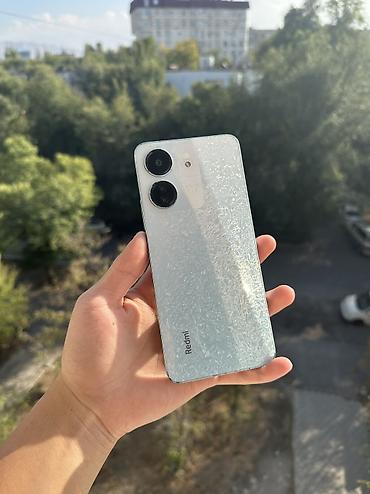 Redmi, Redmi 13C, Б/у, 256 ГБ, цвет - Белый, 1 SIM, 2 SIM