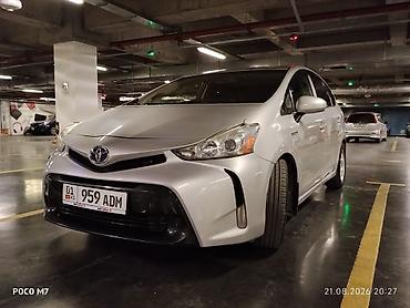 byd e6: Toyota Prius V: 2016 г., 1.8 л, Автомат, Гибрид, Универсал — 1