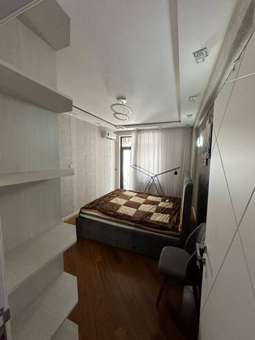 Uzunmüddətli kirayə mənzillər: 28 May metrosu yanınında mənzil kirayə verilir. Mərtəbə 15/7. Ümumi — 7