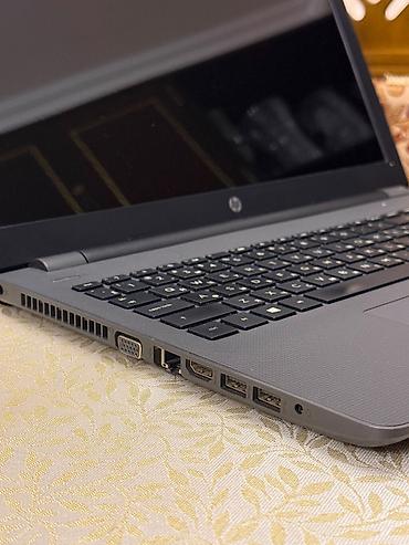 15.6 ekran: HP noutbuk – 15.6" ekranlı, tam ölçülü klaviatura və ayrıca rəqəmsal — 7