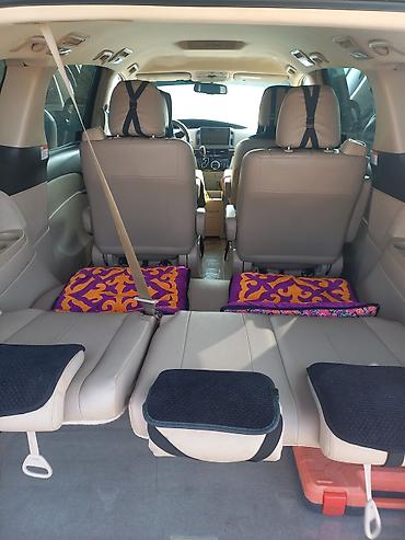 спринтер маршрут: Toyota Previa: 2019 г., 2.4 л, Автомат, Бензин, Минивэн — 4