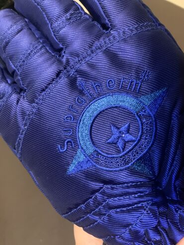 Əlcəklər: Salam 1 cüt əlcək satılır. Heç istifadə edilməyib. Əsasən kuryerlərin — 2