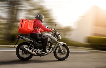 Taksi sürücüləri: Moto-kuryer tələb olunur, Həftəlik ödəniş, 1 ildən az təcrübə