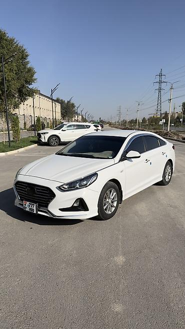 Hyundai Sonata: 2018 г., 2 л, Автомат, Газ, Седан