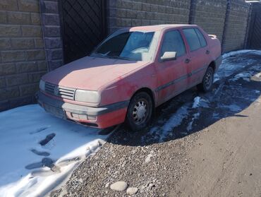 продаю авто срочно: Volkswagen Vento: 1995 г., 1.8 л, Механика, Бензин, Седан