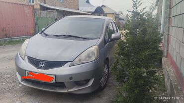 хундай санта 2014: Honda Fit: 2010 г., 1.5 л, Автомат, Бензин, Хетчбек lalafo.kg да хундай санта 2014: Honda Fit: 2010 г., 1.5 л, Автомат, Бензин, Хетчбек