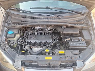 корбка: Hyundai Getz: 2005 г., 1.4 л, Механика, Бензин, Хэтчбэк — 4