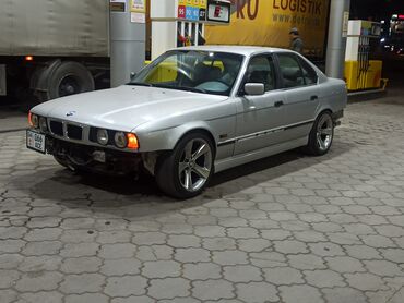 Диски: Литые Диски R 18 BMW, Комплект, отверстий - 5, Б/у