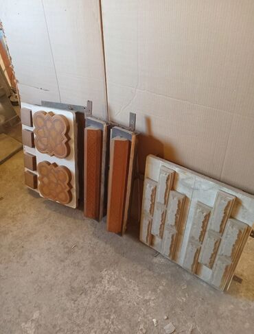 Digər beton məhsulları: Vakuum formalama dəzgakı və qəliblər.Beton daş, dekorativ plitə və — 9