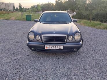 210 милениум: Mercedes-Benz 230: 1995 г., 2.3 л, Автомат, Бензин, Седан