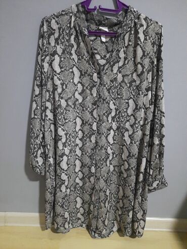 leopard haljina: Bоја - Siva, Drugi stil, Dugih rukava