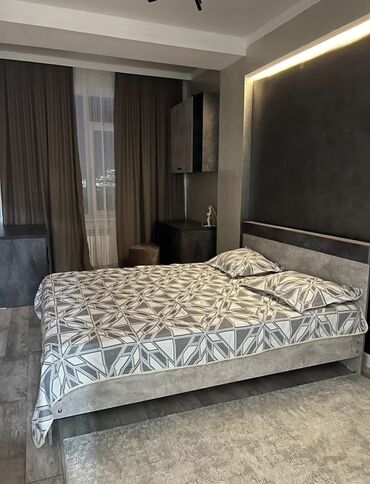 аренда пиво: 1 комната, Душевая кабина, Постельное белье, Кондиционер