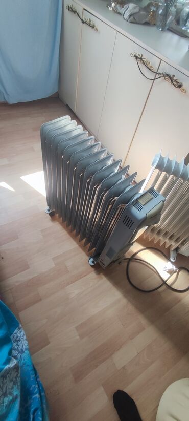 radiator seksiya: Qızdırıcı tam ela vəziyyətdə ikisi birlikdə satılır watsap aciqdir