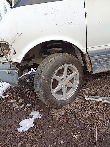 Toyota: Toyota Estima: 1993 г., 2.4 л, Механика, Бензин, Минивэн — 25