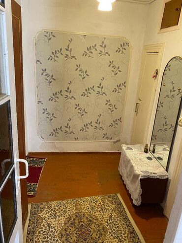 Mənzil kirayələyirəm: 2 otaqlı, 50 kv. m — 15