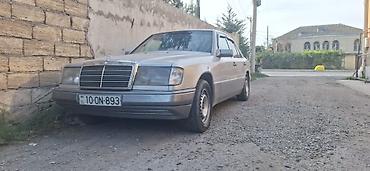 Mercedes-Benz: Mercedes-Benz E 220: 2.2 l | Sedan — 2