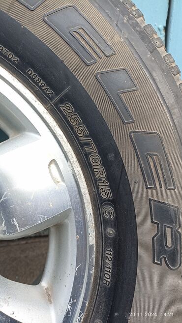 запаска авто: Колеса в сборе R 15, Б/у, 1 шт, Легковые, Литые, отверстий - 6