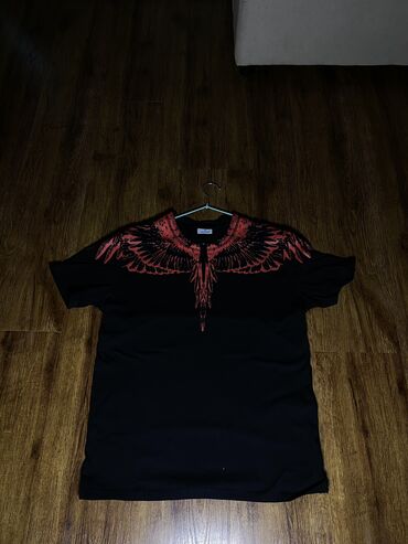 черные джинсы: Marcelo Burlon