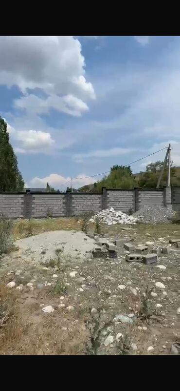 продается орошаемая земля в жайылско районе алтыр будёновка 5 40 гектар цена договорная с довой проблем нету оформление сразу: 4 соток, Курулуш, Кызыл китеп