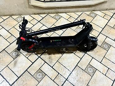ninebot e2 pro: İşlənmiş Elektrik samokat 10", > 1000 Vt, 36 - 45 km/s, Ünvandan götürmə — 5