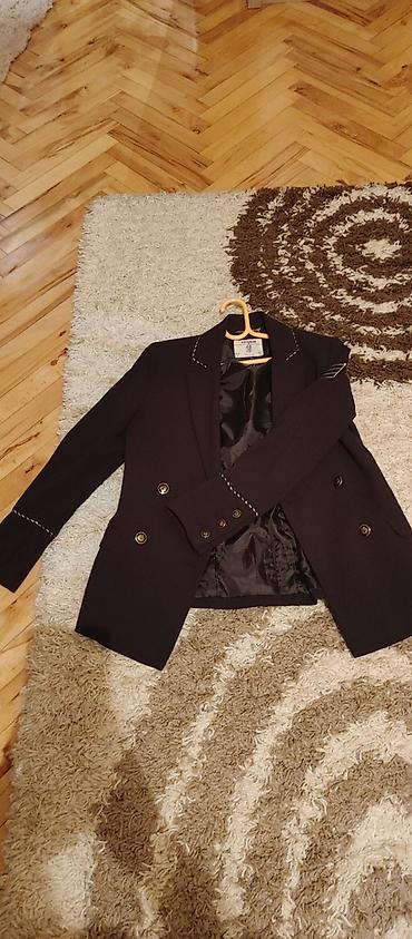 stone island trenerka: Ženski sako Pull&Bear, crne boje, dvorednog kroja sa šest zlatnih — 7