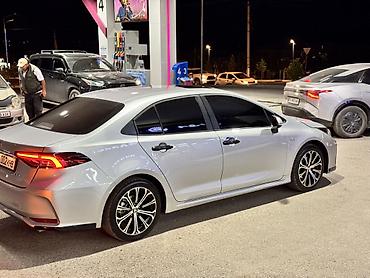 сиз 82 1: Toyota Corolla: 2024 г., 1.8 л, Вариатор, Гибрид, Седан — 4