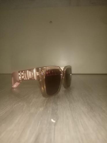 Eynəklər: Gün eynəyi, Fendi, Yeni — 2
