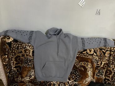 маска ламинария от пигментных пятен: Məhsul: Kapüşonlu sweatşört - Rəng: Boz/qara - Dizayn: Hamar gövdə