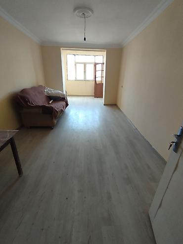 tap.az tecili satilan evler sumqayitda: Sumqayıt, 2 otaqlı, Köhnə tikili, 52 kv. m — 6