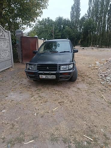 Mitsubishi Space Gear: 1999 г., 2 л, Автомат, Бензин, Вэн/Минивэн — 5