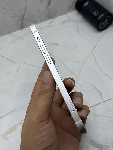 Мобильные телефоны и аксессуары: IPhone 12, Б/у, 64 ГБ, Белый, Зарядное устройство, Защитное стекло, В рассрочку, 77 % — 3