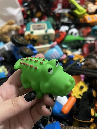 Игрушки: Набор фигурок для игры — 8