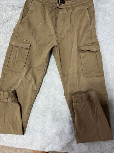 белые льняные брюки мужские: Брюки M (EU 38), L (EU 40)